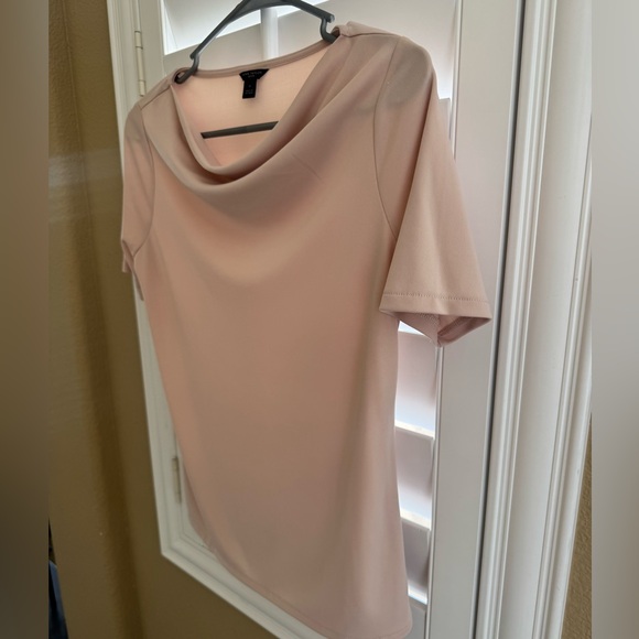 Ann Taylor Petite Top – SP - Picture 4 of 7